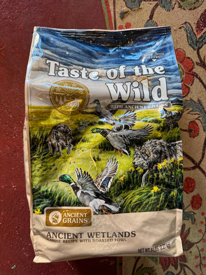 DOG FOOD - Food Toppers, Mushroom Supplement, Dog Beer, Lick Mat