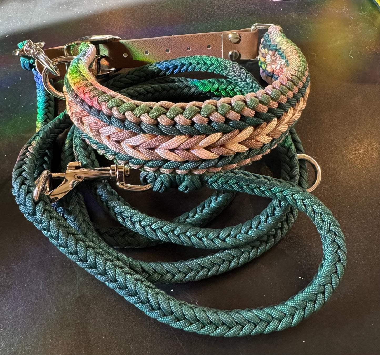 COLLARS-LEASHES-HARNESSES-BACKPACKS